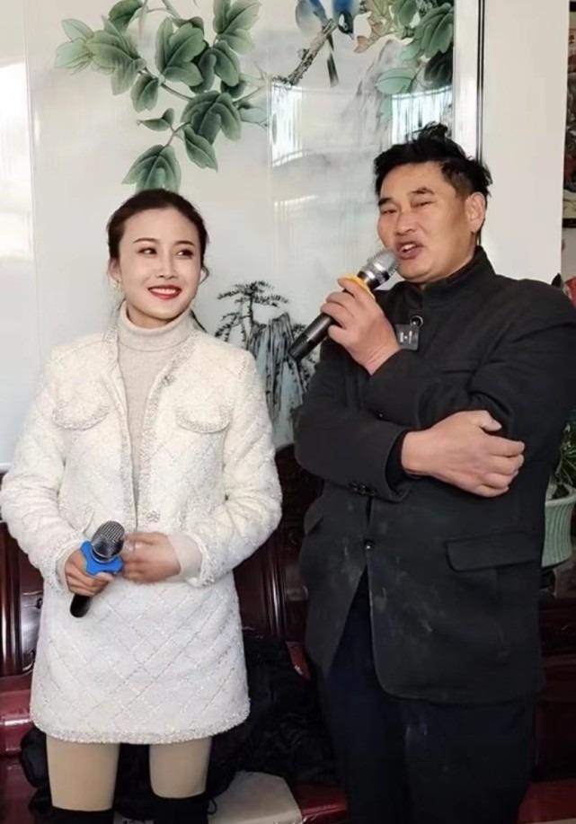 朱小伟并不配马翠霞,而网友早已经看得出,马翠霞不一定能和朱之文的