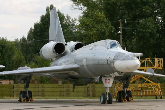 图-22m3轰炸机,苏式暴力美学的巅峰之作,实力让世界各国都头疼