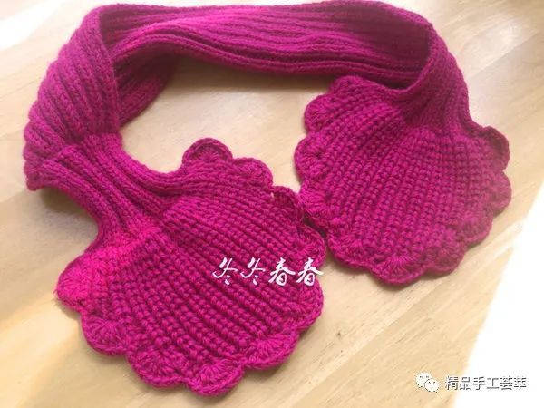 美丽又实用的桃心结围巾的织法图解
