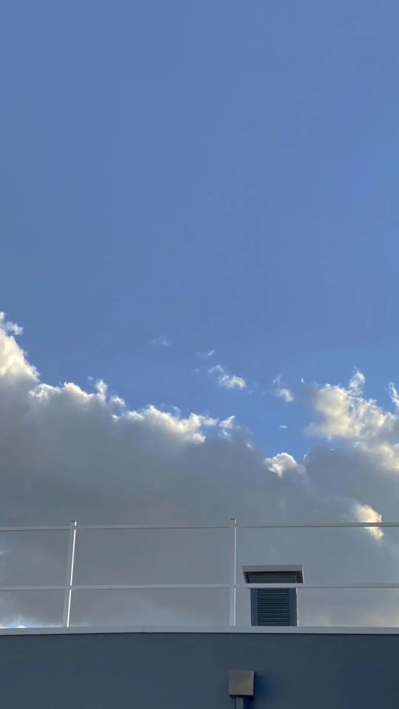壁纸蓝色系壁纸简约干净让人心情舒畅