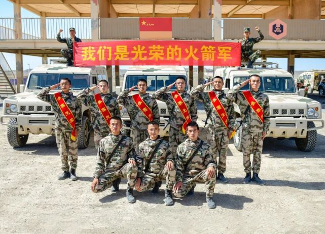 王智代表火箭军进入决赛圈,他是火箭军进入决赛圈最年轻的一名军官