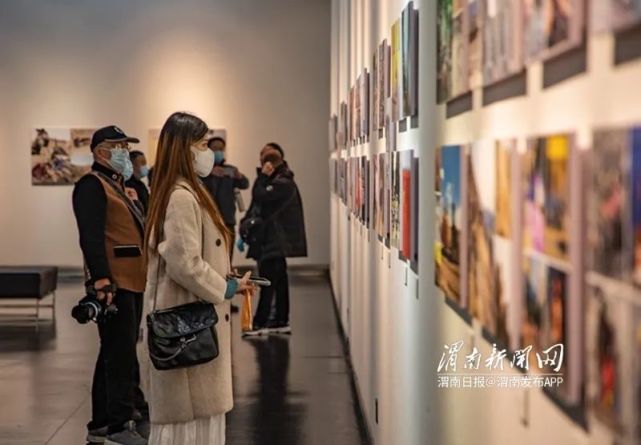 渭南17件作品入选第19届陕西省摄影艺术展_腾讯新闻