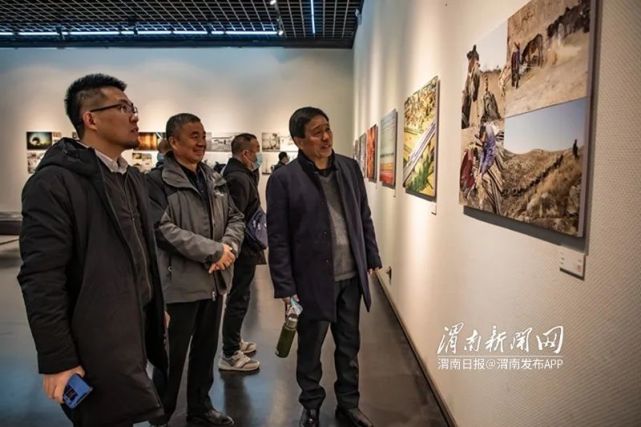 渭南17件作品入选第19届陕西省摄影艺术展_腾讯新闻