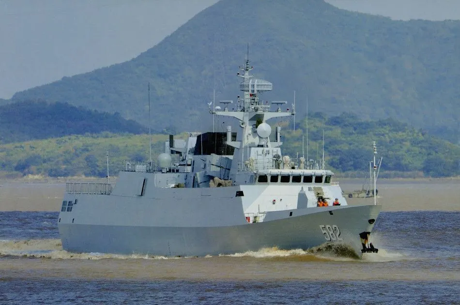 海军22艘056全部转隶海警部队,想"挑事儿"要