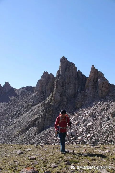 游记环穿达力加山