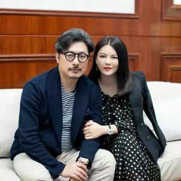 王岳伦凌晨官宣离婚:祝福李湘和意中人白头到老!随后