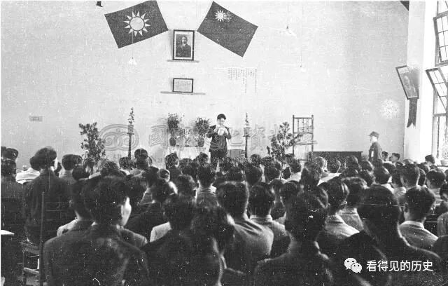 1940年5月5日,重庆各大学英语演讲比赛正在进行中, 中央社记者 俞创硕