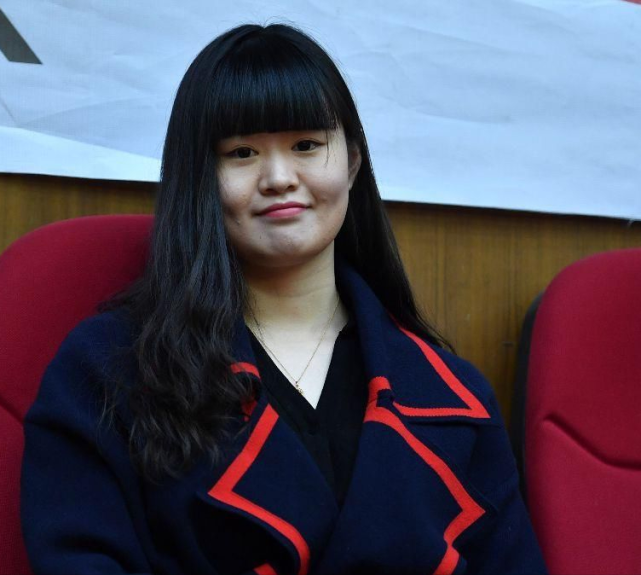 家庭幸福在2020年的5月20日,胡金秋与已经相恋了多年的女友王璐