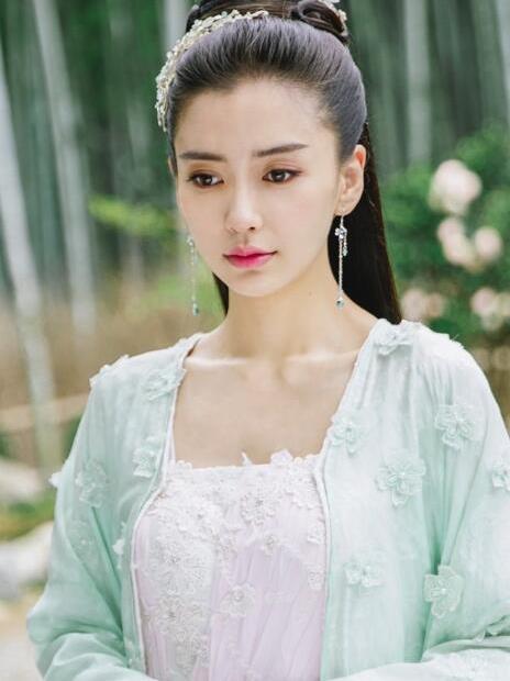 杨幂鞠婧祎赵丽颖刘诗诗杨颖刘亦菲女星古装扮相谁仙气飘飘