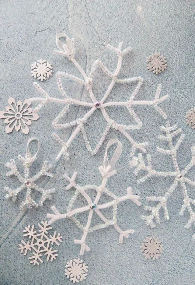 的颜色扭扭棒这么好玩又好用的东东当然要多玩玩啦4 扭扭棒雪花甚至