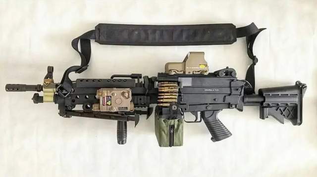 "北极狐"雇佣兵的20种轻武器,都是世界最顶尖的枪支