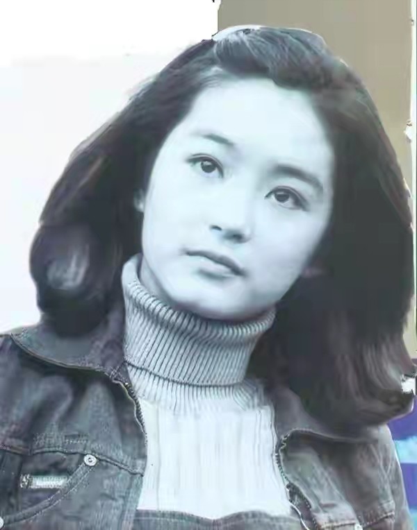 林青霞不经雕琢的美集清秀妩媚甜美帅气于一身恍如天人不可方物