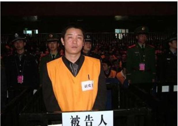 2006年湖南黑帮老大落马记涉案170起却是村民口中的大善人