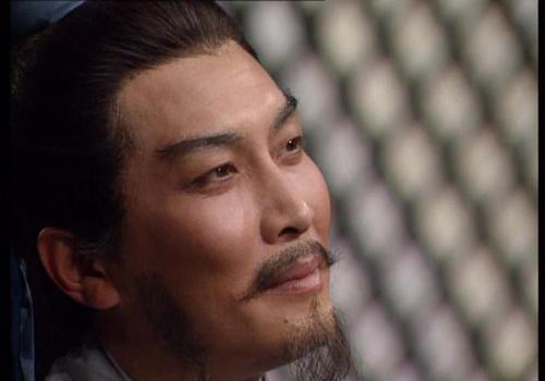 当前的关系再合适不过了,孙权那边是"外事不决问周瑜,内事不决问张昭"