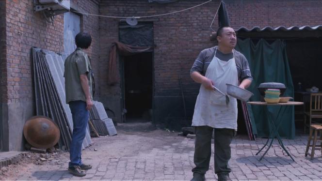 各个击破黑老大为隐藏身份竟把自己吃成大胖子不料输给一傻子犯罪剧