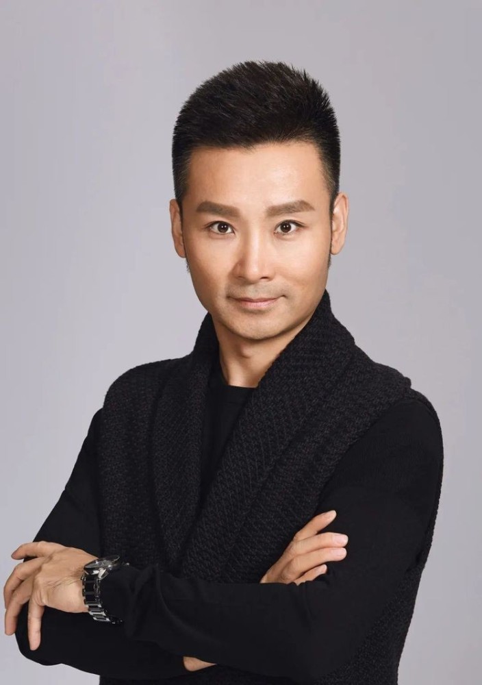 歌唱家刘和刚在北京租地让父母种菜将岳父母接来同住