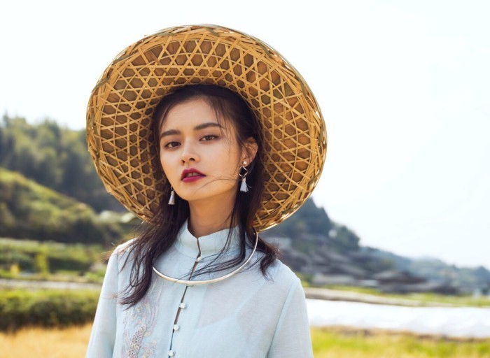 客家人是中原汉民族的一个分支,客家美女长相结合了当地少数民族的