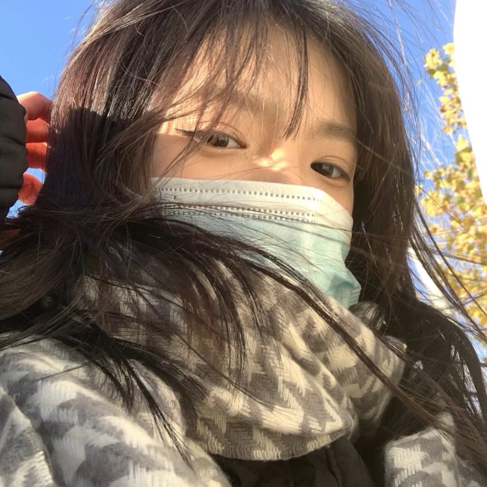 我是冰山我的爱不是ins风格女头优质女生头像