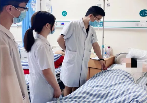 【异闻】厦门22岁大学生"返祖"现象,长出了尾巴,医生