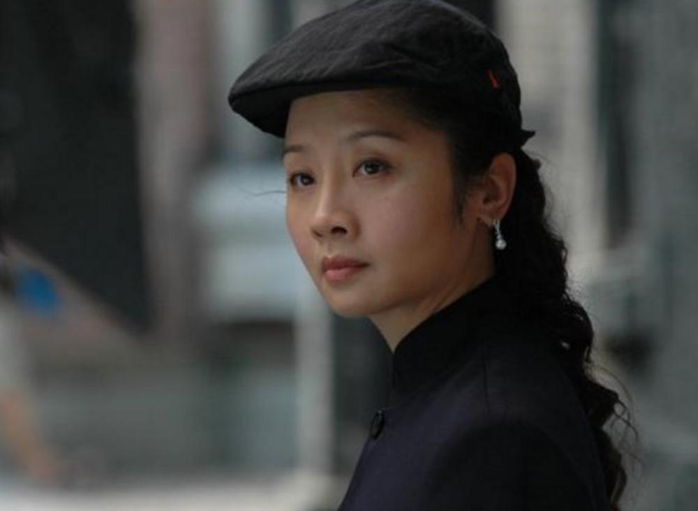 唐静是内地的一位女演员,也是一位了不起的制片人,《红海行动》就是她