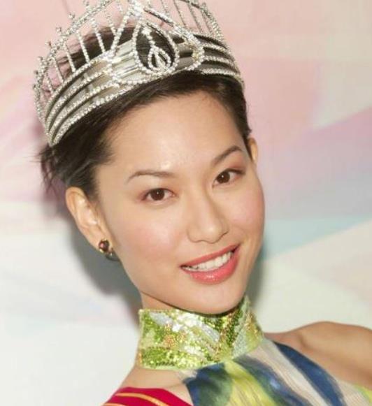 徐子珊:被称为tvb最可惜女演员,跟谁对戏都传绯闻,42岁仍单身