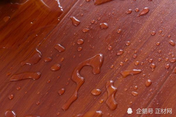 三層實(shí)木復合地板是大板子地板好還是小板子地板好_鐵柚木地板好還是菠蘿格地板好_木地板什么好