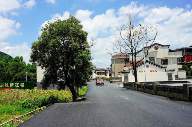 桂林市灵川县灵川镇:推进城乡统筹 加快建设美丽乡村