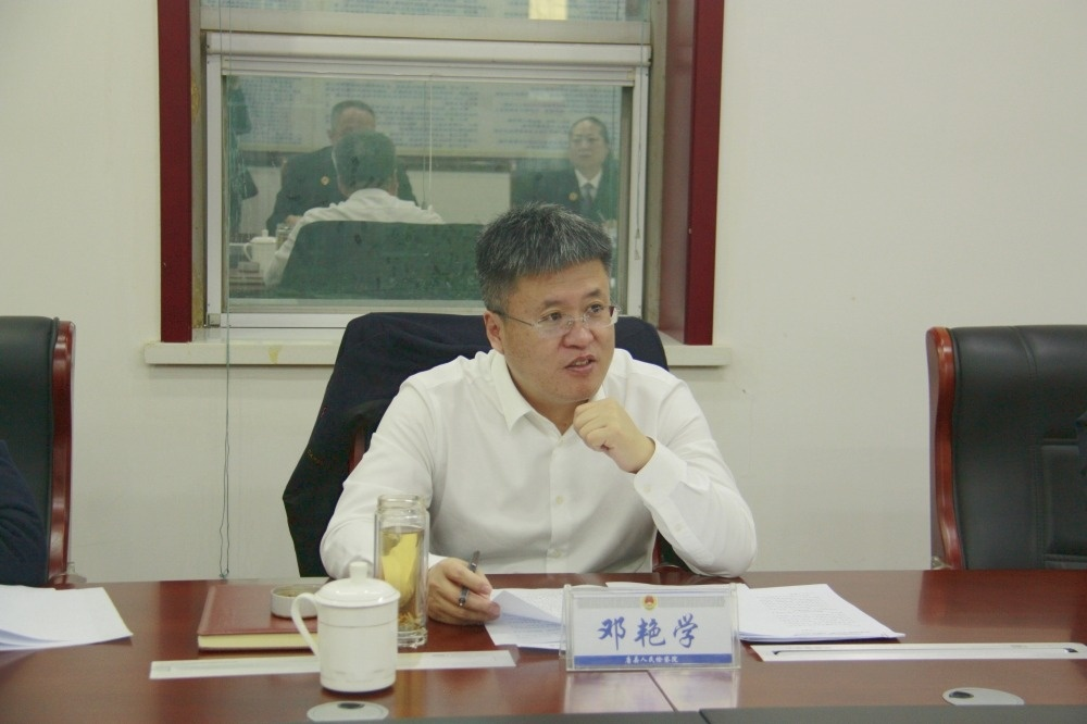 12月1日,唐县县委书记邓艳学到县检察院调研指导,并作"以新时代法律