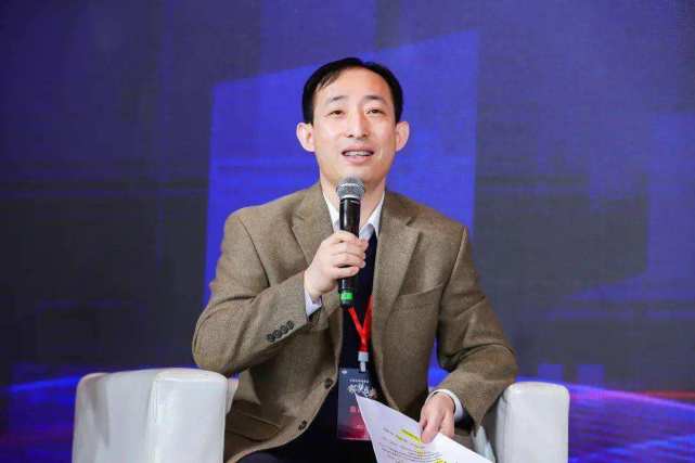 哈工大博導“走紅”，第一學歷為中專，10年時間成為大學教授！