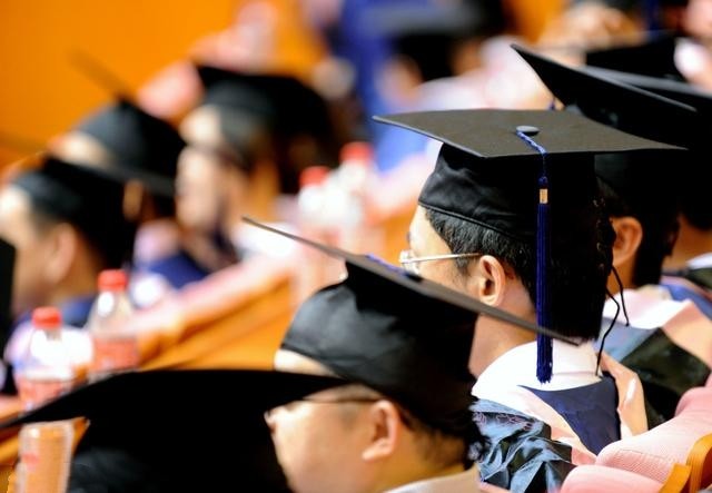 哈工大博導“走紅”，第一學歷為中專，10年時間成為大學教授！