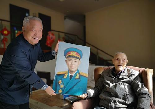 "开国少将"张力雄:106岁高龄!原福州军区顾问,现状