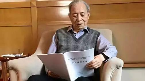 "陆军中将"傅奎清:实战经验丰富!原南京军区政委,现状如何?