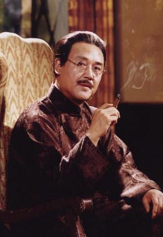 "秦五爷"黄达亮:演一辈子反派,守病妻23年,42年爱情多是心酸