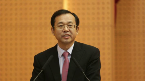 每日视听吕岩松履新中宣部副部长月光书房开播埃博拉前线定档