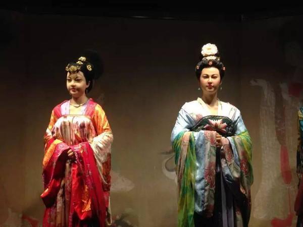 从北魏女官服饰的改变分析北魏的汉化变革