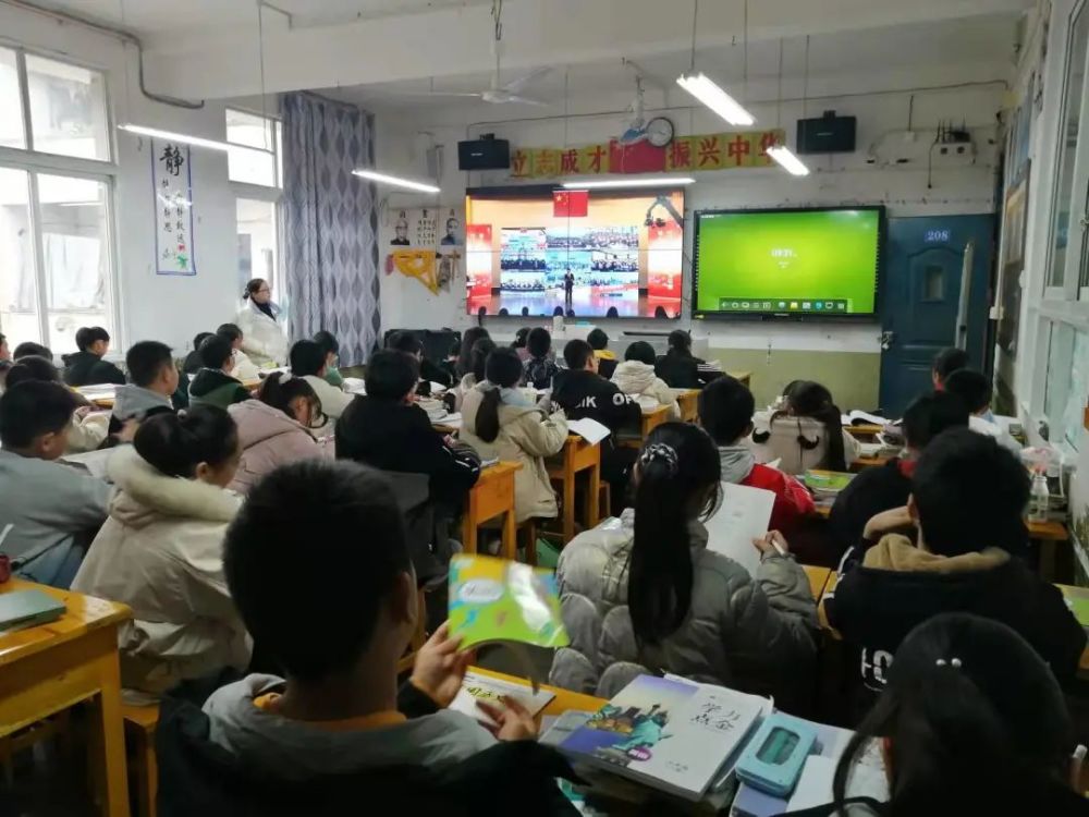 长龙中学朱衣二小职教中心白帝小学白腊小学吐祥中学甲高小学汾河初中