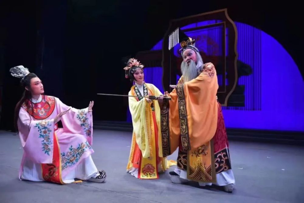 近年来,仙游县面向社会公开引进莆仙戏优秀人才5名,仙游县鲤声剧团