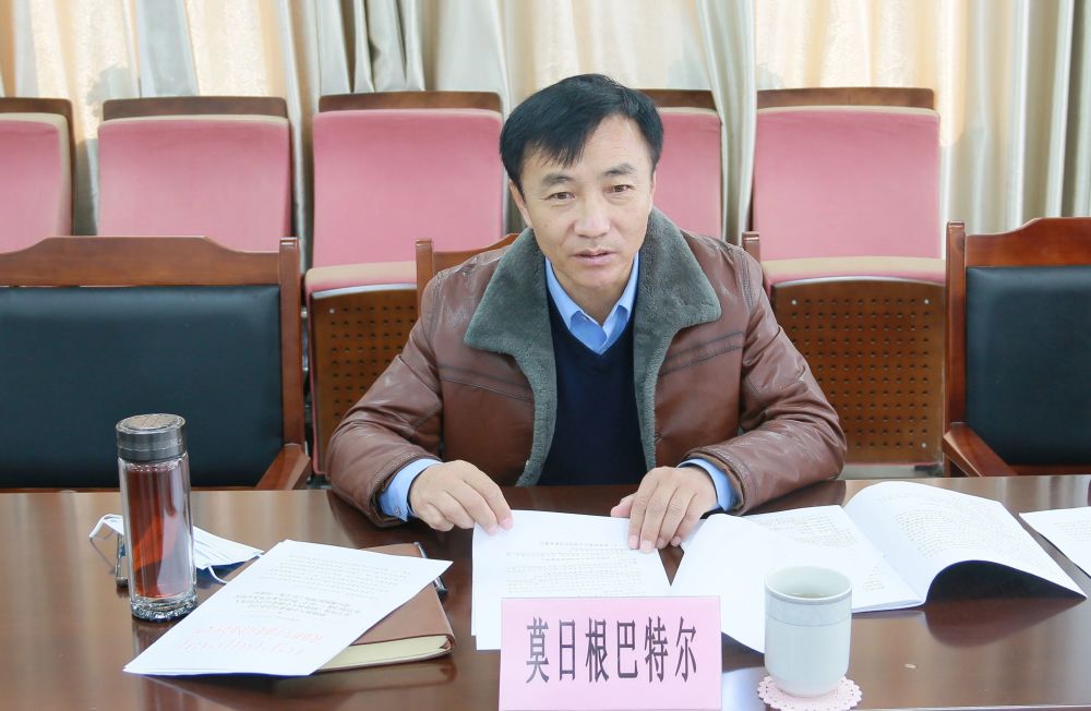 第175期旗政协党组副书记莫日根巴特尔到左中法院视察监督工作