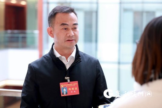 何明表示,为深刻领会,准确把握全会精神实质,息烽县要将深入学习贯彻