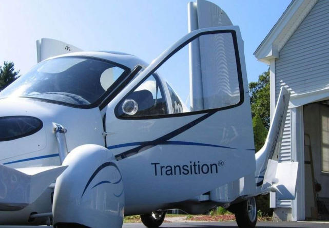 但在业界很有名气,他们在2009年制造出首款飞行汽车"特拉弗吉亚过渡"