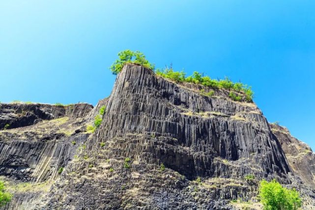 千万年前的"怒吼"曾在此翻涌,这里是昌乐远古火山口