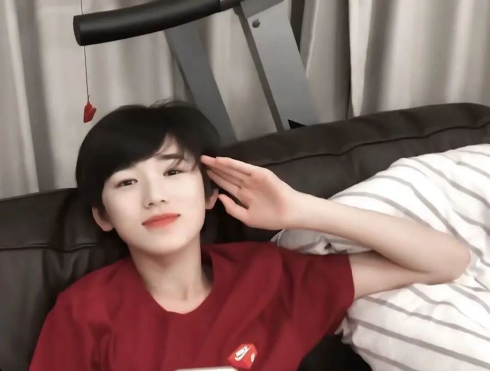 宋亚轩键盘背景图亲测