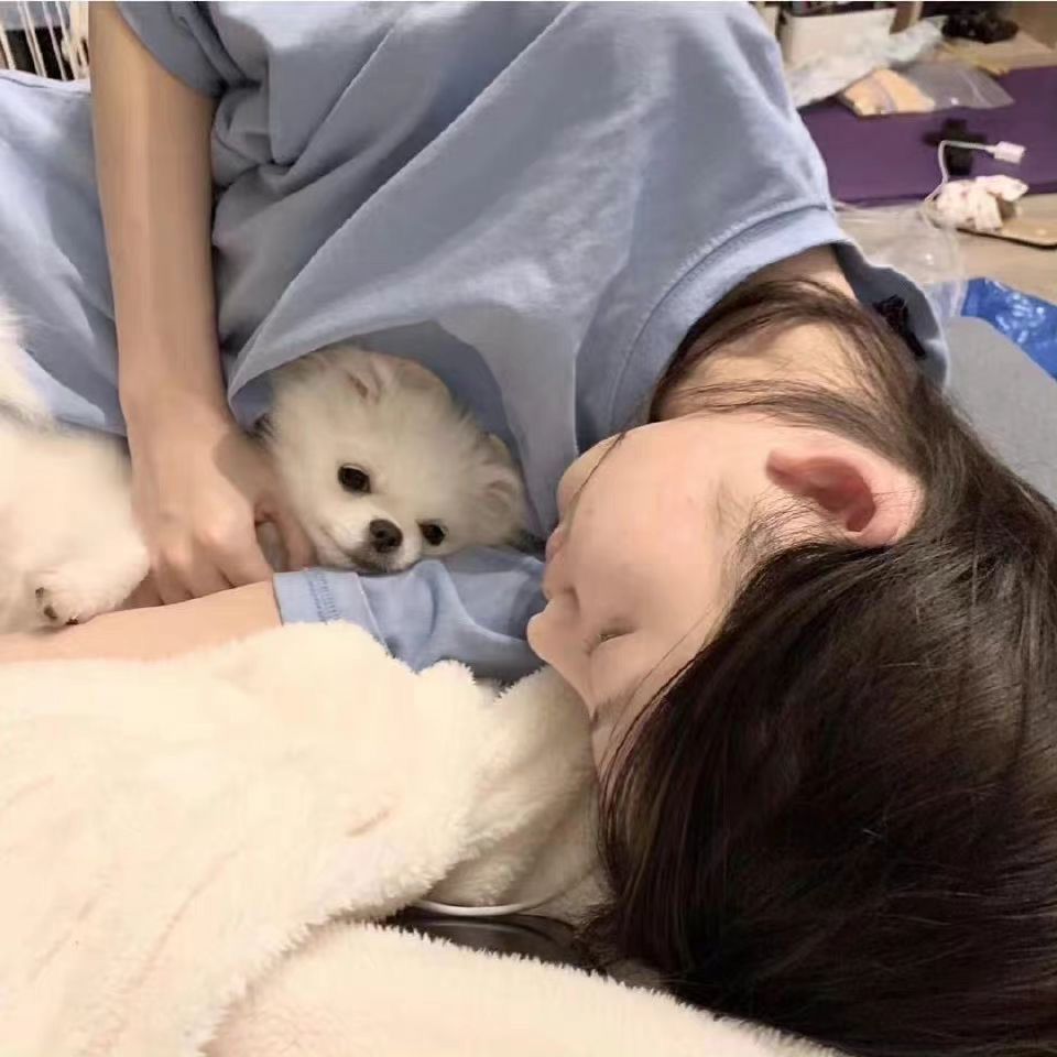 女生头像:那些看起来睡不醒的头像