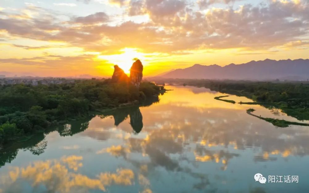 阳春八景之一漠阳古韵鱼王石探寻奥秘日落美景