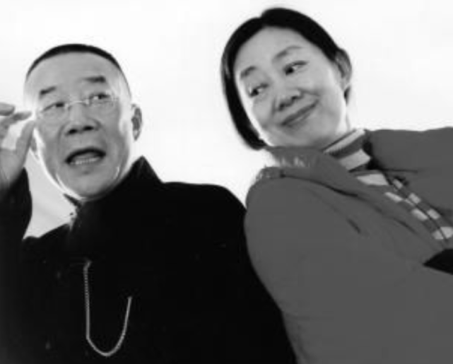 1983年,两人正式结为夫妻,为了让李雪健更好的拍戏,于海丹退出影坛