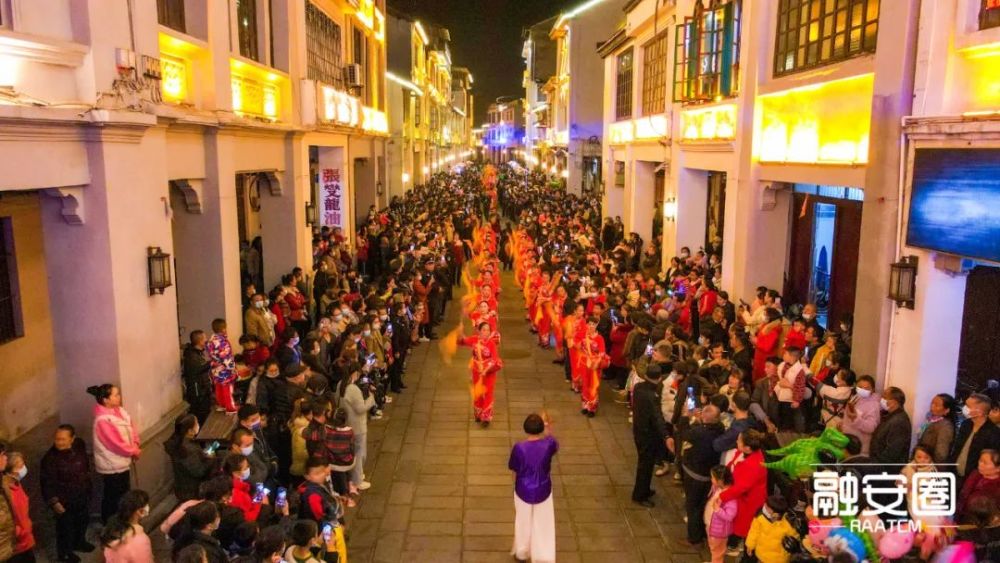 融安金桔文化旅游节开幕了融安骑楼街极光隧道比过年还热闹