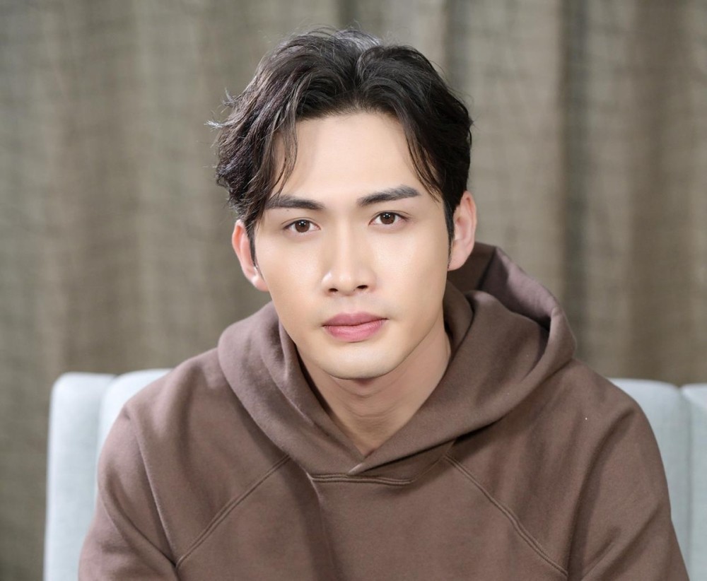 张彬彬携新剧来袭,搭档偶像女主,看到导演代表作:果断