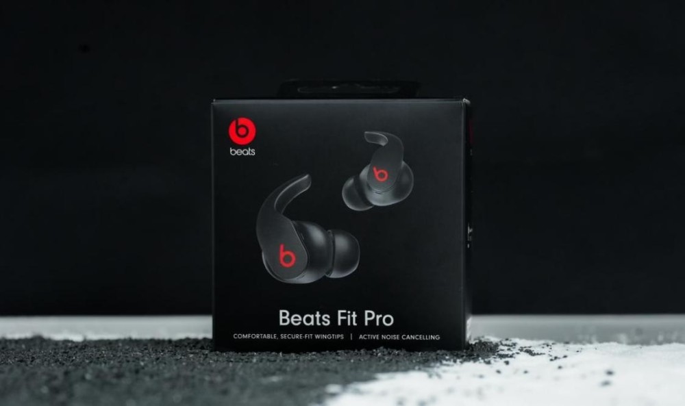 fit pro运动降噪耳机已经上架苹果官网,与7月发布beats buds studio