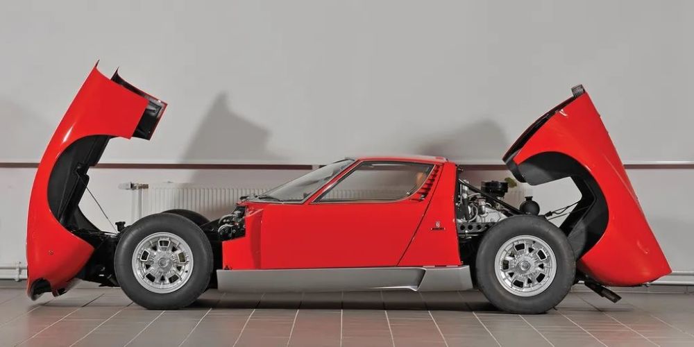 兰博基尼超跑的开山鼻祖,tlv的miura p400展示