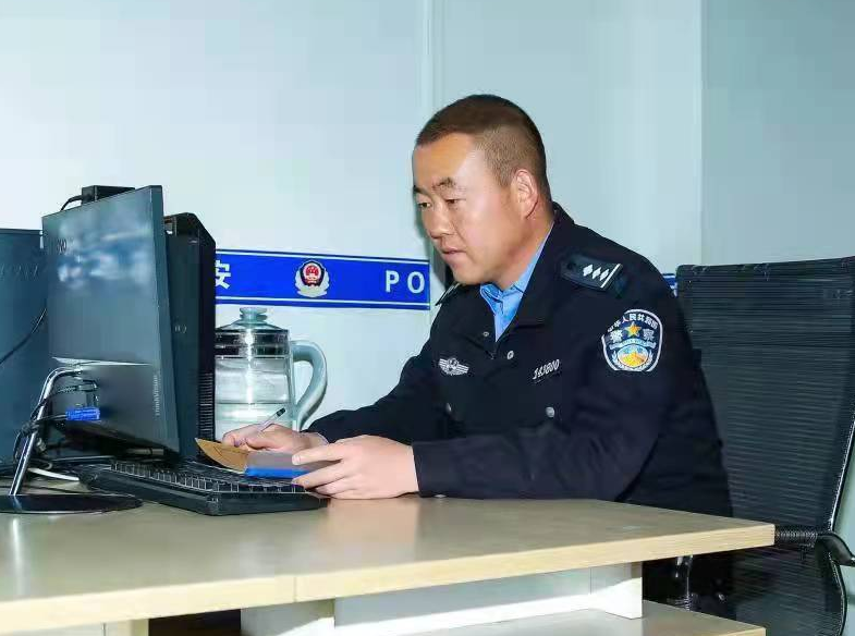 【这一代·责任】何成:脱下军装换警服,他百炼成钢